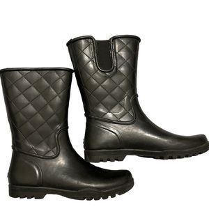 Sperry brand rain boots